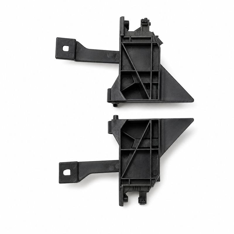 Radiator support upper W246/W176/C117/X156 for Mercedes-Benz